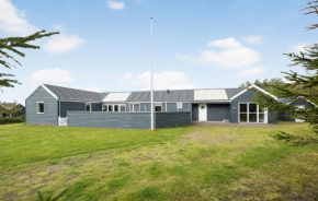 Beautiful Home In Farsø With Wifi